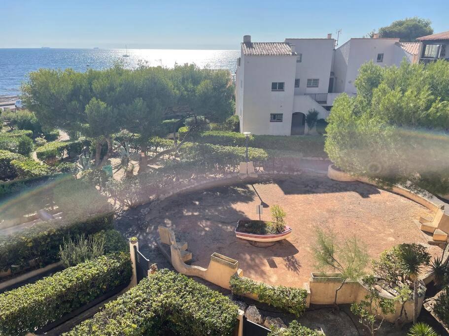 Apt Neuf A 1 Min De La Mer A Sausset Exterior photo